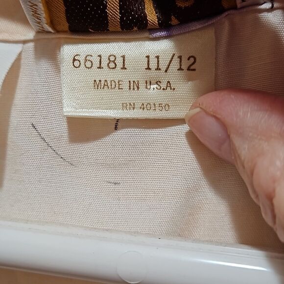 Top by TJs of California. Suzw 11/12 - Picture 3 of 4